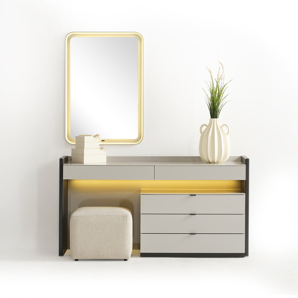 Moon Dresser