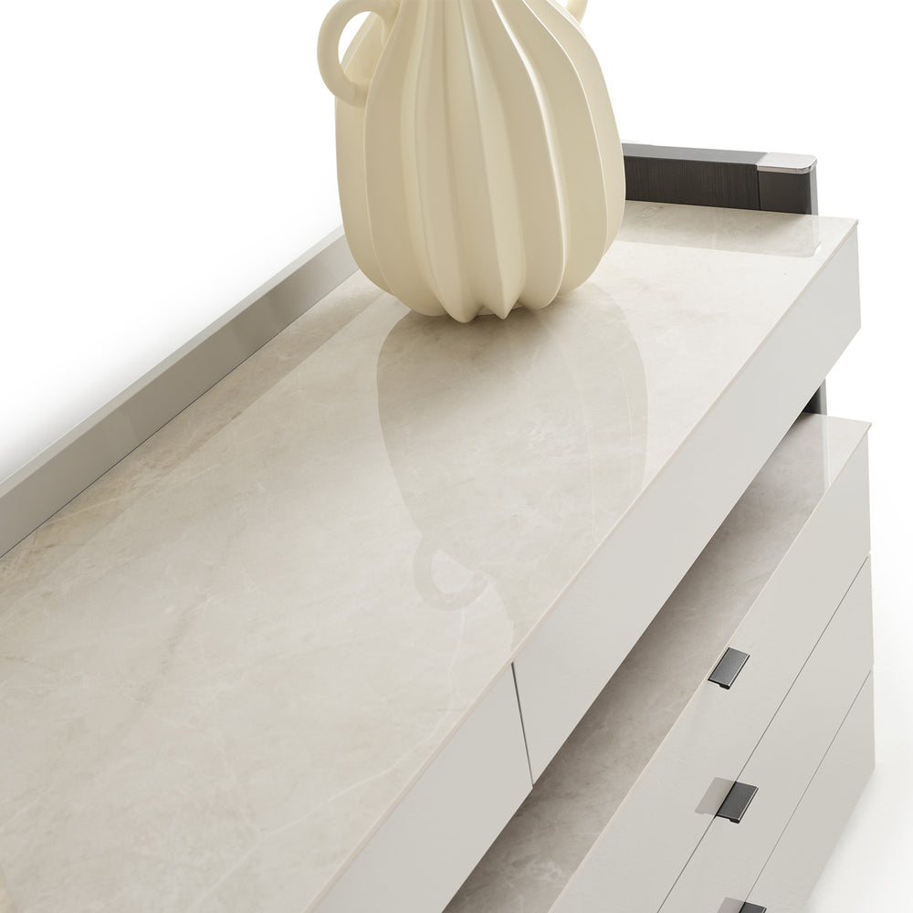 Moon Dresser