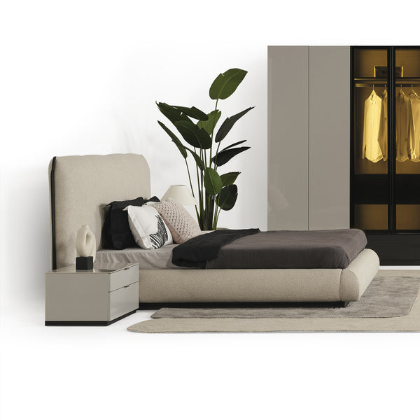 Moon Queen Bedstead (180*200 cm)